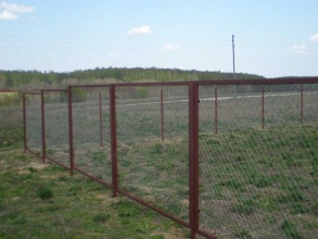 Забор из сетки рабицы в натяг секционный 12 метров фото в Больших Дворах